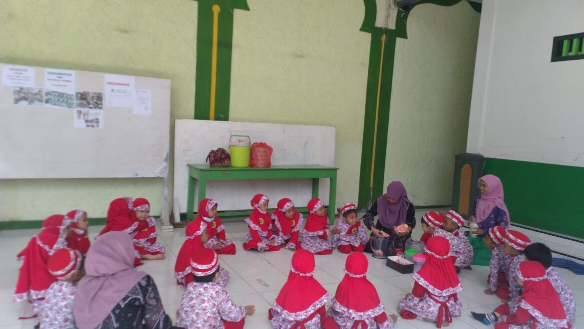 Melatih Motorik Anak